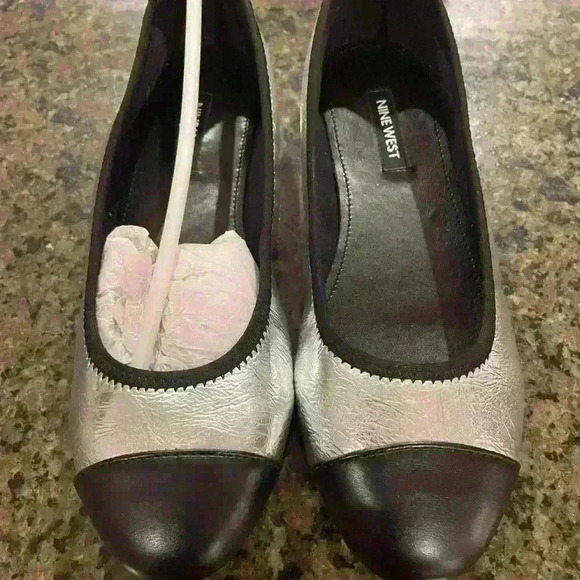 Nine West Flats, New Without Tag, Women’s 6 - Picture 2 of 6